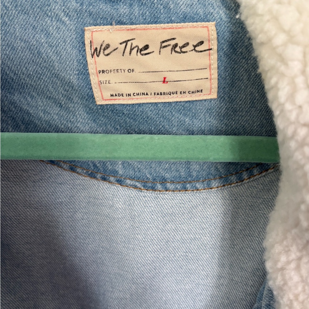 We The Free Light Blue Denim Jacket with White Sherpa Collar - Picture 2 of 4